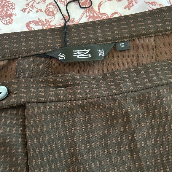 Brown dotted trousers - Picture 2 of 3